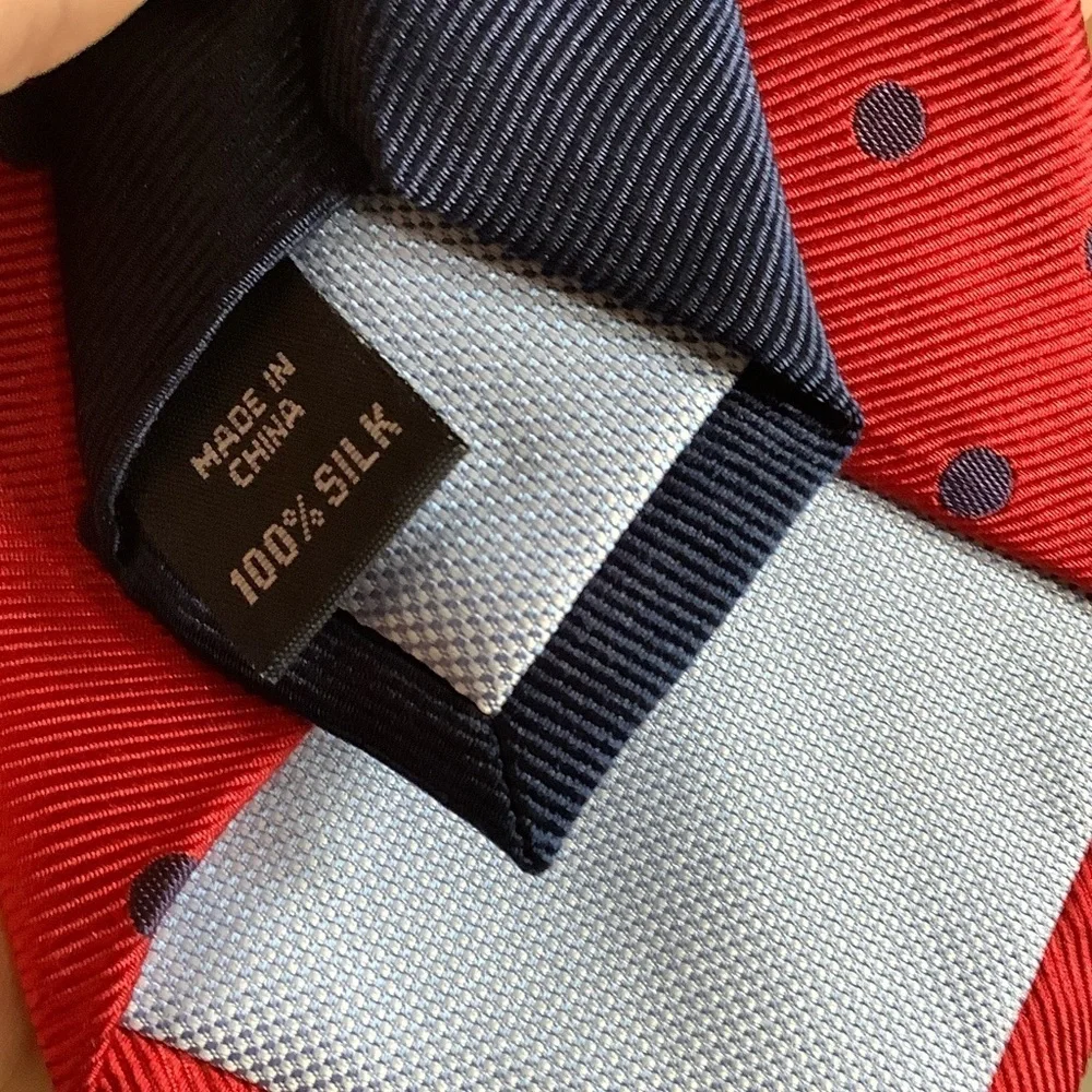 Tommy Hilfiger Silk Red Necktie